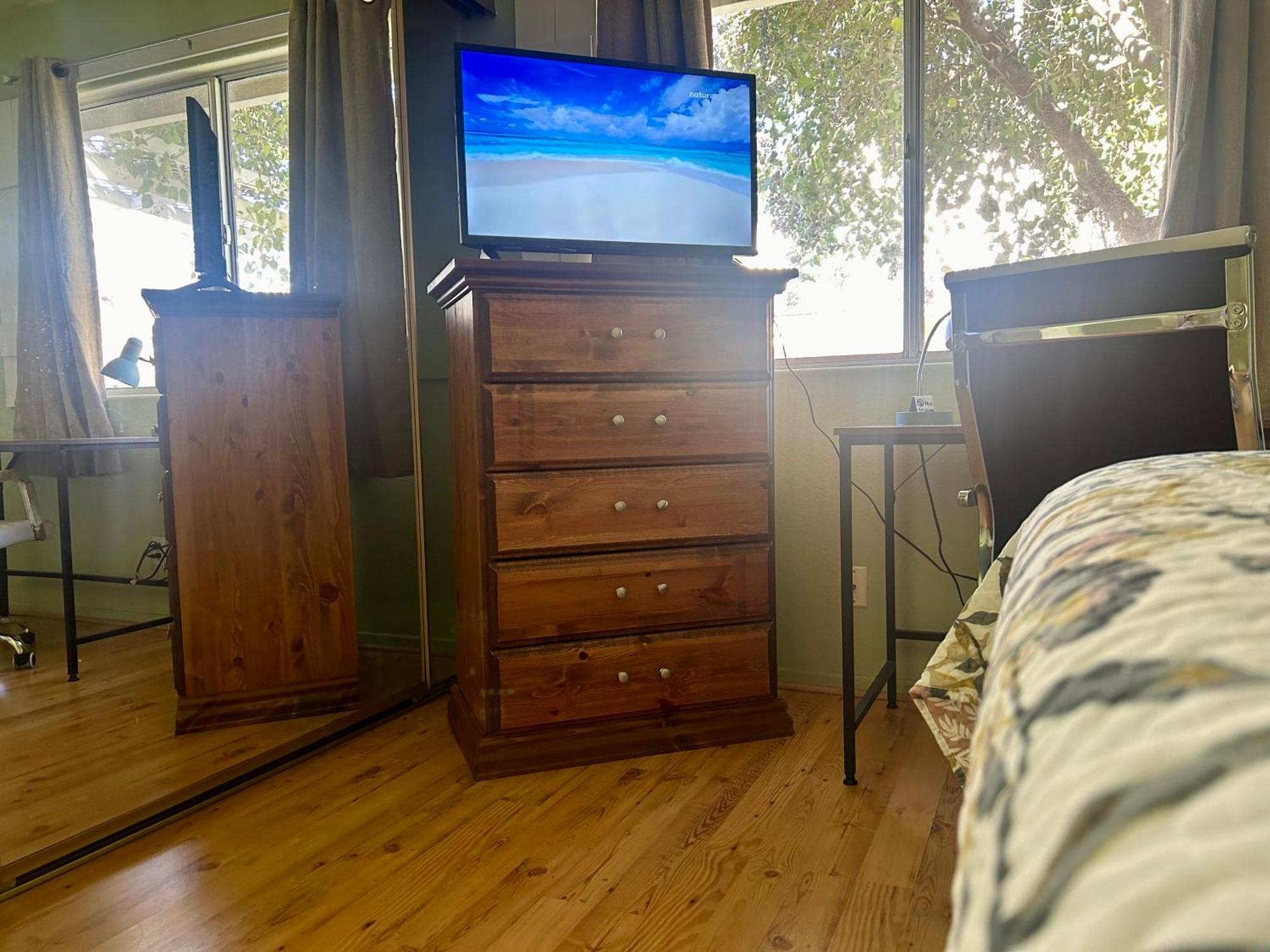 Vineyard Vista Suite With Tv And Private Bathroom Hemet Eksteriør billede